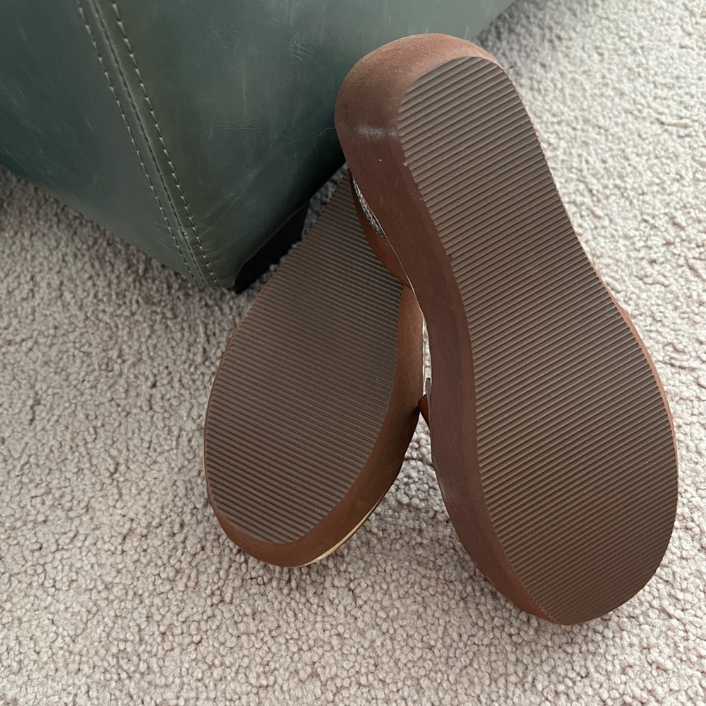 Kenneth Cole Reaction Sandals